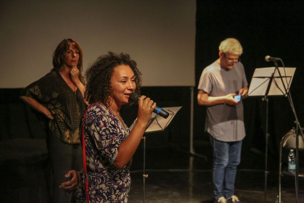 STStainss's tweet image. Le Studio Théâtre a eu l’honneur d’être invité par @SamiraElAyachi1  au Festival littéraire « L’Origine des mondes » pour présenter, le 16 juin dernier, une Lecture dédiée à l’écrivain algérien Kateb Yacine.

➡️studiotheatrestains.fr/newsite/lectur…