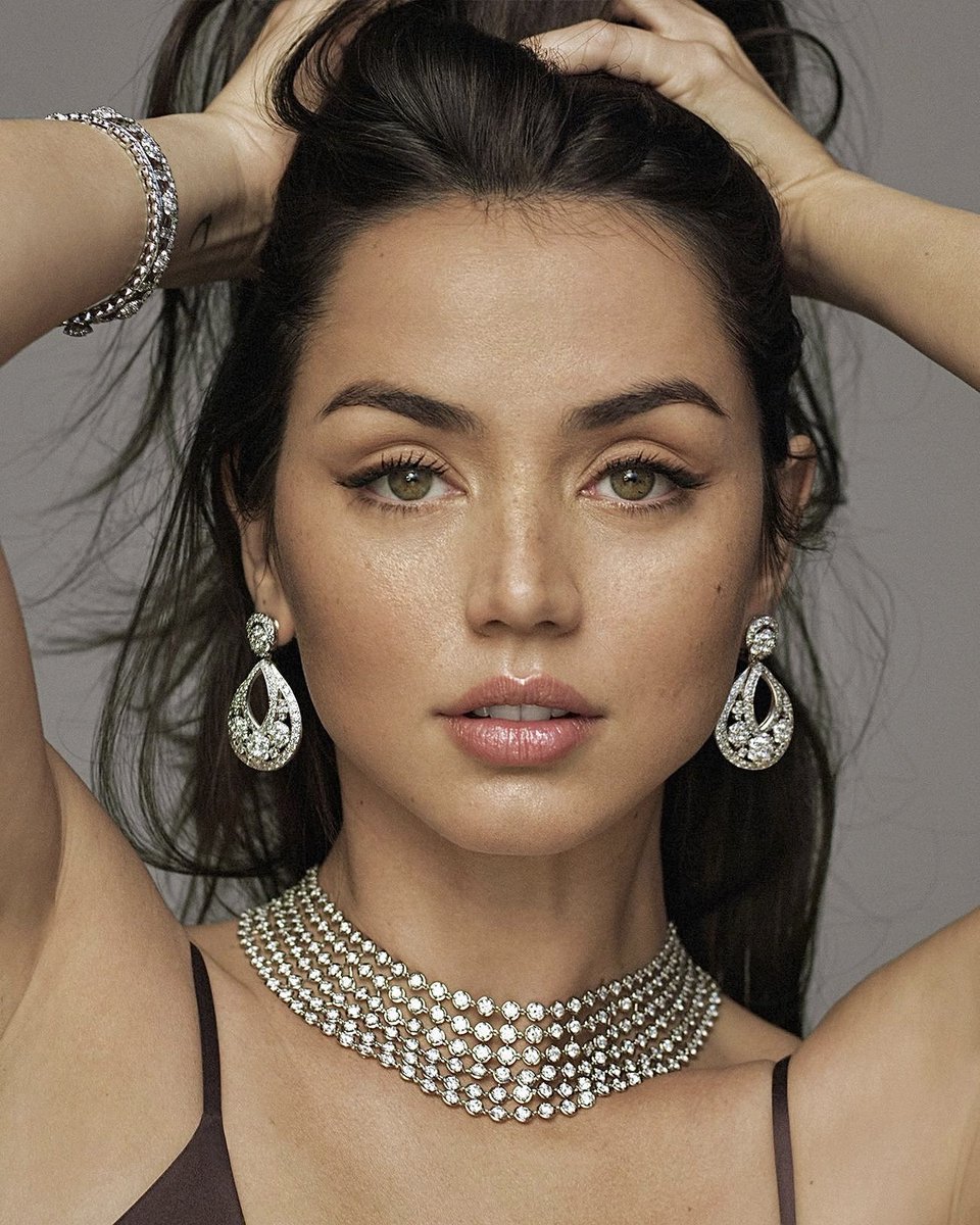 Ana de Armas Daily on Twitter "THE FACE THE BODY"