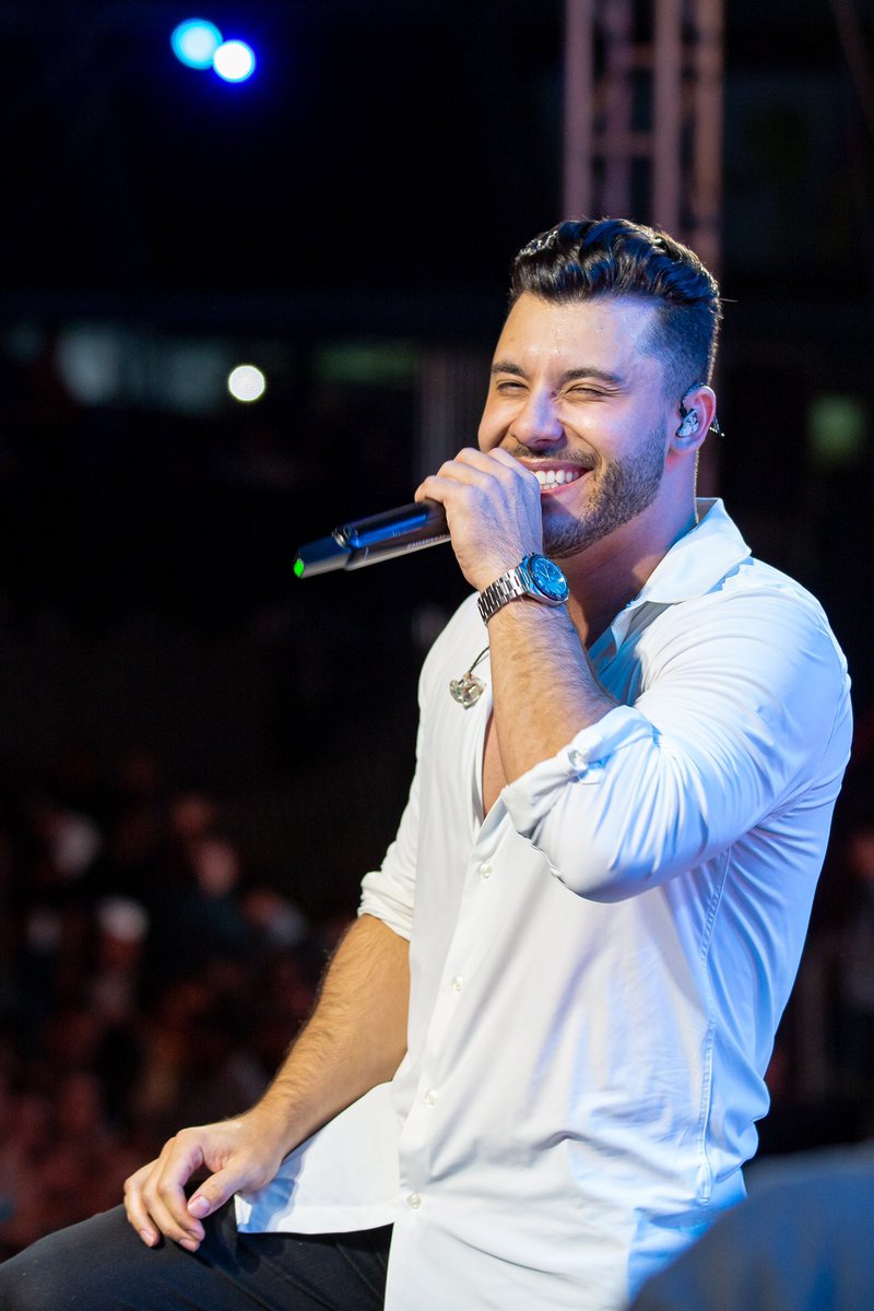 vestigiosmh's tweet image. 11 anos de carreira hoje! Te amo, vc merece muito. ♥️