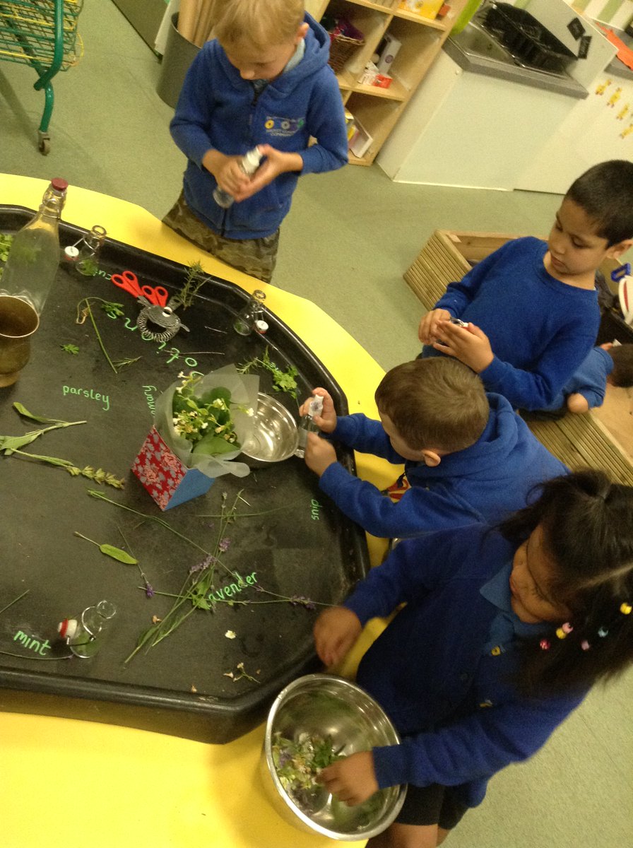 Mrs Challinor tweet media