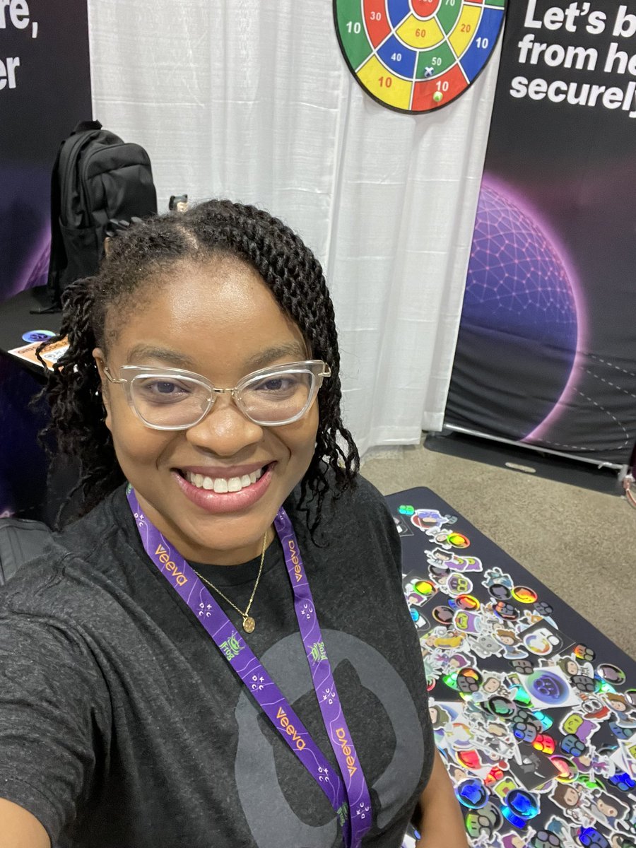 itsthatladydev's tweet image. I’m here at the GitHub booth with @damovisa! Come grab stickers and enter the giveaway for this sweet backpack filled with GitHub goodies! 💃🏽✨ #KCDC2023 #kcdc