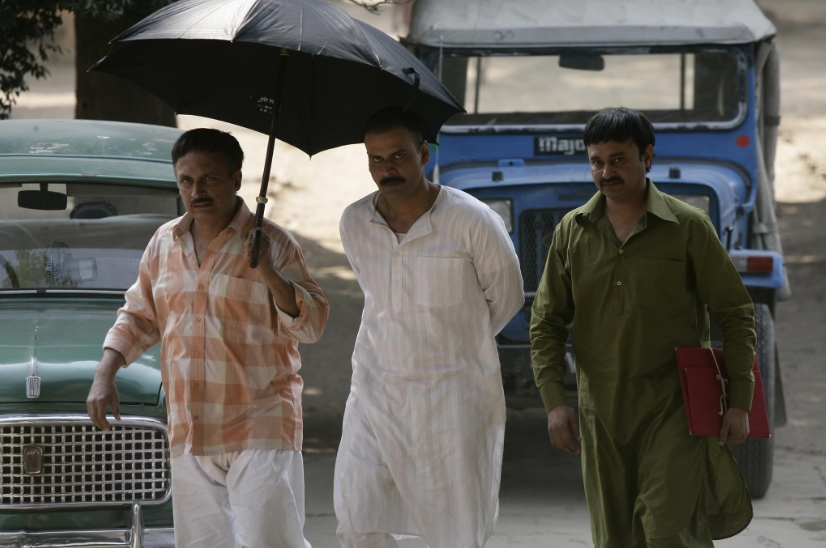AbstractAkarsh's tweet photo. One of the greatest films of all time turns 11!
Rarely has there been a movie that has swept the filmmaking community like GOW
There are exceptional hidden lessons of filmmaking in the film. If you are an aspiring filmmaker, I've compiled a few.
#GangsOfWasseypur #11YearsOfGOW https://t.co/mi2UJC3umY