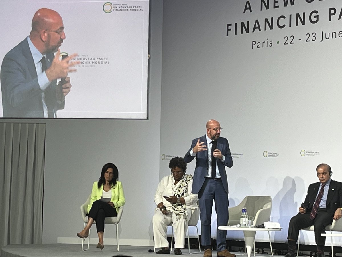 cdopaco's tweet photo. La sécurité, le climat et la pauvreté. Il faut se mobiliser pour surmonter ces defis. ⁦@eucopresident⁩ ⁦@CZacharopoulou⁩ #nouveaupactefinancier https://t.co/ugDOUmVwPh