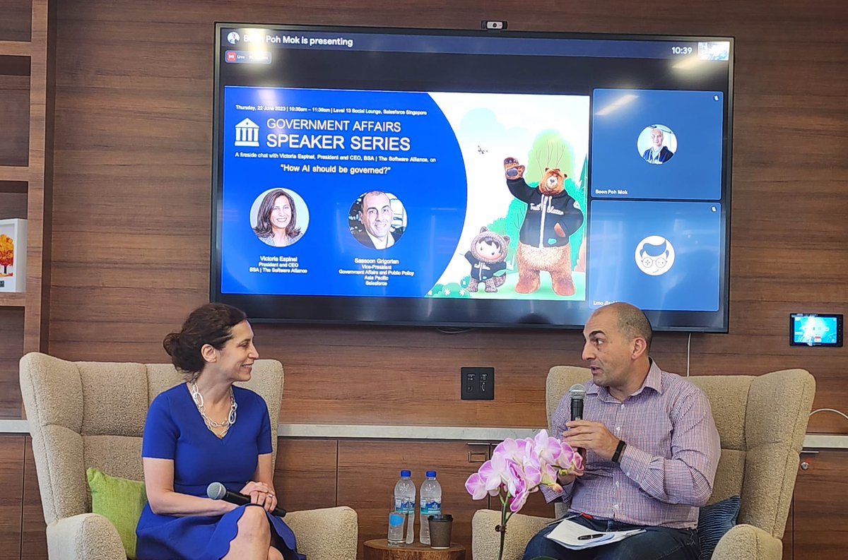 Victoria Espinel tweet media