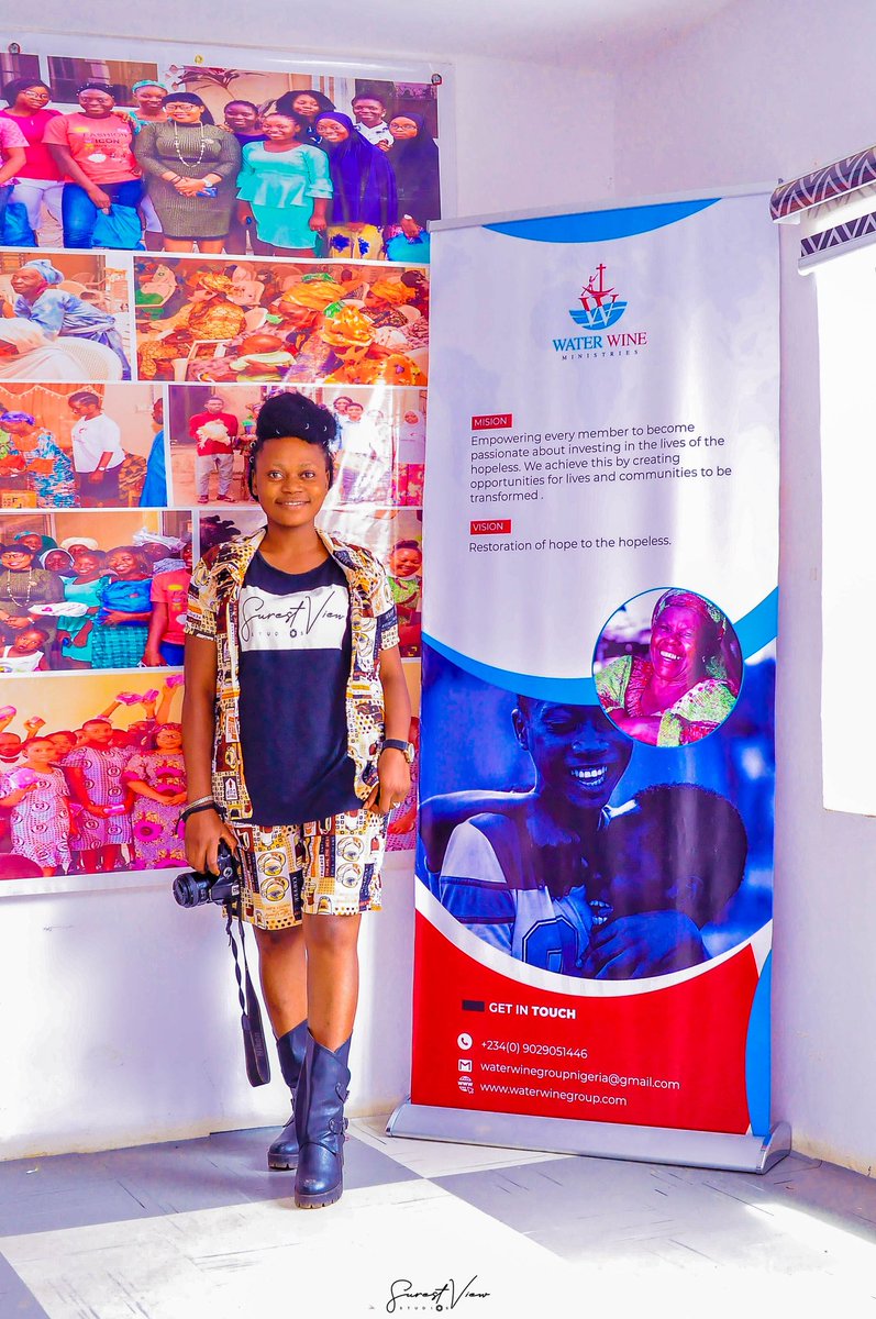 Surestview01's tweet photo. Lending my voice through my Photography skill to reaching out to the widows!

We don't just LIVE!
We LIVE FOR HUMANITY!

#CaringCommunity #SupportingWidows #MakingADifference #WaterwineMinistries #Ekiti #Nigeria
Photo credit: @surestviewstudios https://t.co/dTZ9asoivP