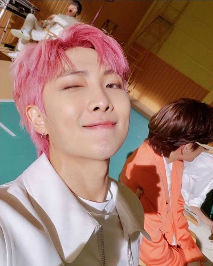 No cheating. Drop the last pic of Namjoon you saved 💜 I wanted to use it for ARSD when I had my pink hair 👀🥰