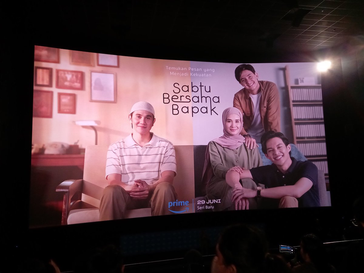 ZapMav's tweet photo. Terima kasih banyak @WatchmenID dan @primevideoid. Seru baanget seriesnya. Jadi ga sabar nunggu tanggal 29 Juni buat ketemu bapak lagi 🥲.   Ditunggu info event2 selanjutnya ya min, semoga bisa rejeki dan next time bisa ikut lagi 🥰

#SabtuBersamaBapak #PrimeVideoID #WatchmenID https://t.co/q51QE3FZPm