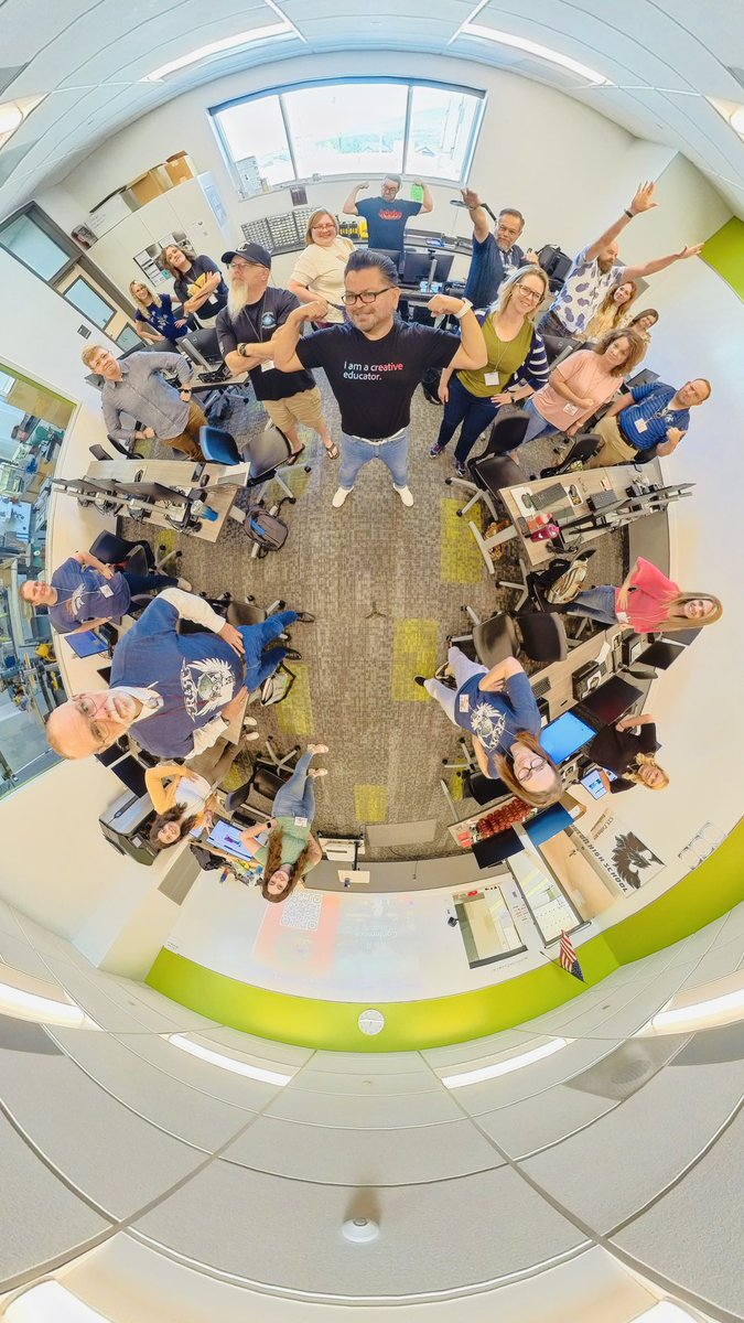 TheTechProfe's tweet photo. 🌟 Hey @DavisSchools Educators! 🎨✨ Unleash your imagination at the Create-a-thon with @AdobeExpress in room E2705. 🚀🔥 Don't miss out on this incredible opportunity to fuel your passion and let your creativity soar! 🌈💡 #TeachInDavis #AdobeEduCreative #UTED #Learningfirst https://t.co/6BeIkcjXEu