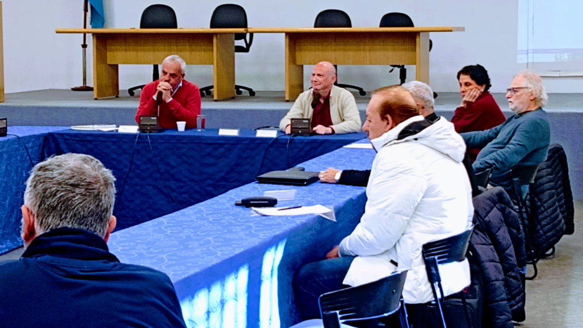 INETetp's tweet photo. Foro de Administración y Gestión:
En el marco del Consejo Nacional de Educación, Trabajo y Producción (#CoNEtyP), se realizó un foro sectorial -donde se aprobó el perfil profesional "Asistente de Administración y gestión con herramientas informáticas"
➡️ https://t.co/2WTZAKGjma https://t.co/9HUYJzlZSG