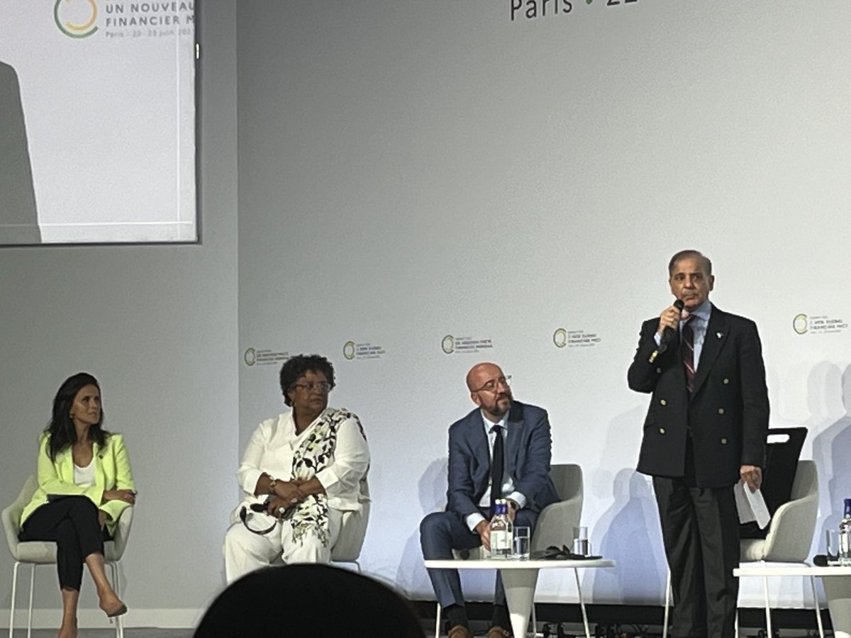 cdopaco's tweet photo. ‘Without distribution of resources, this world will never live in peace’ Prime Min. Pakistan Muhammad Sharif . Very powerful speech. #nouveaupactefinancier https://t.co/YKTJ5VS3gn