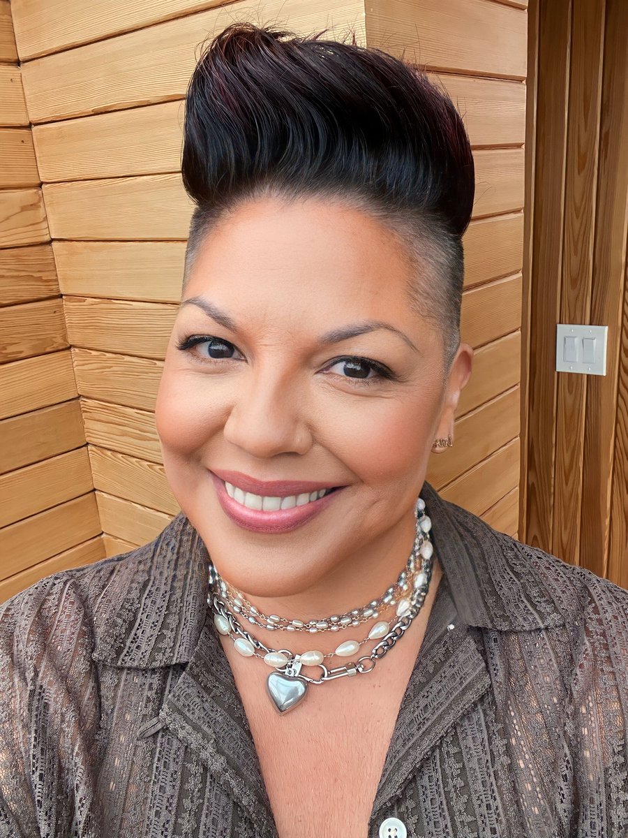 artmirez's tweet image. 