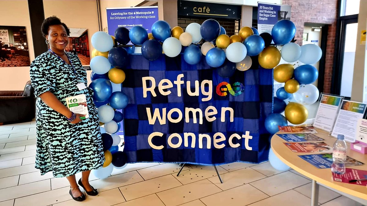 Our Outreach Worker Miatta attended @Refugee_Women Connect's event today marking #RefugeeWeek2023 💚 We've made some great connections sharing information around Mental Health & Advocacy!! 🙏🏾 #CompassionInAction #MentalHealthMatters #Liverpool #RefugeeRights #SmallCharityWeek