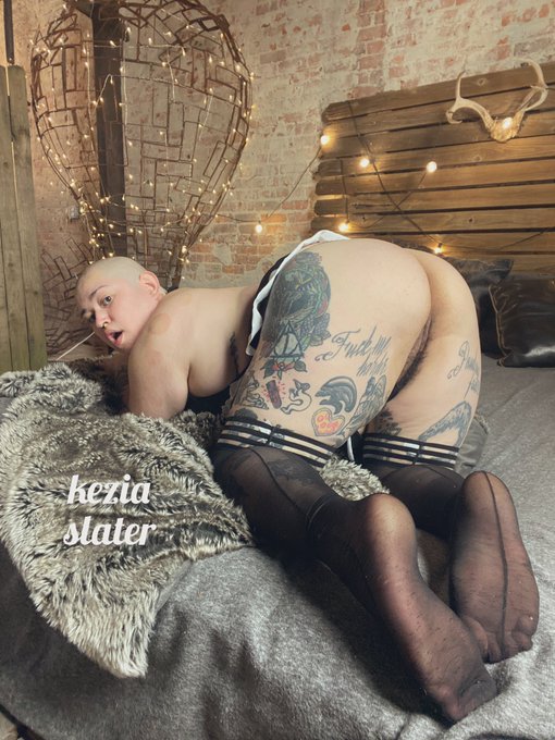 Watch 🌈 kezia slater💘's leaked NSFW photo on TwXstars