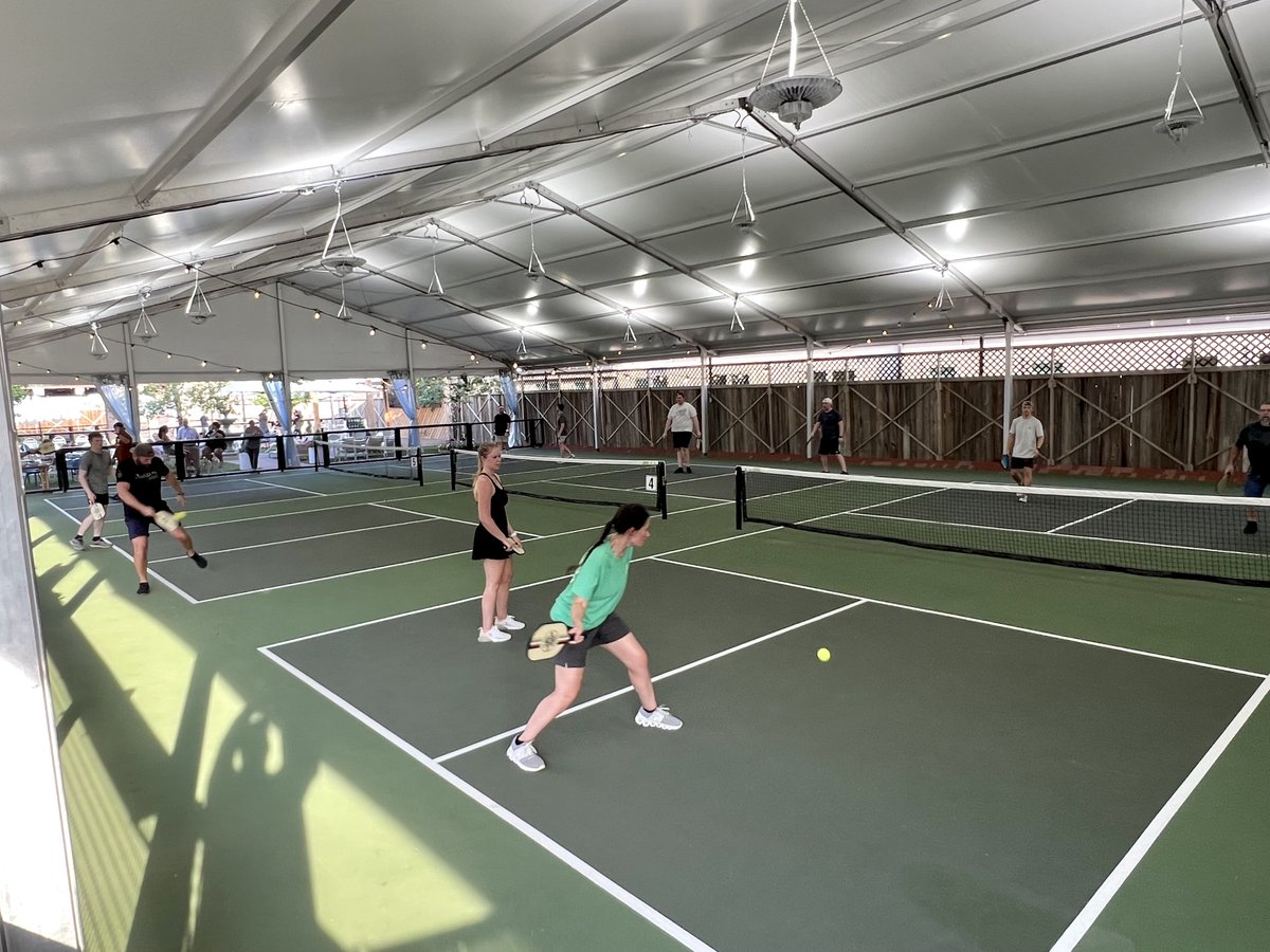 What's better than a little friendly competition among coworkers? Our Fort Worth Oil and Gas and Land Development crew spent an evening at the Courtside Kitchen having a great time playing the very popular Pickleball. #lifeatmanhard #teambuilding #pickleball