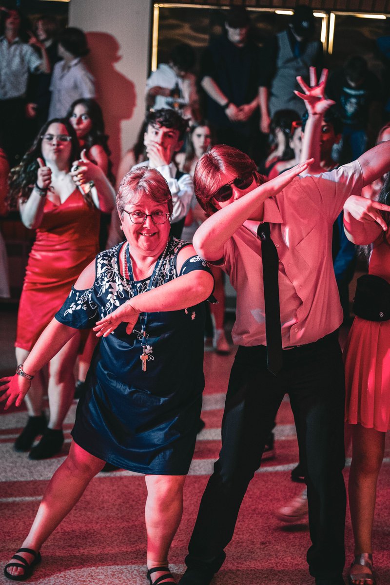 MiddleRiverview's tweet image. What a great night celebrating our grade 8 students. Wishing them all the best next year at Riverview High!
#community 
@AnglophoneEast @TownofRiverview @MiddleRiverview