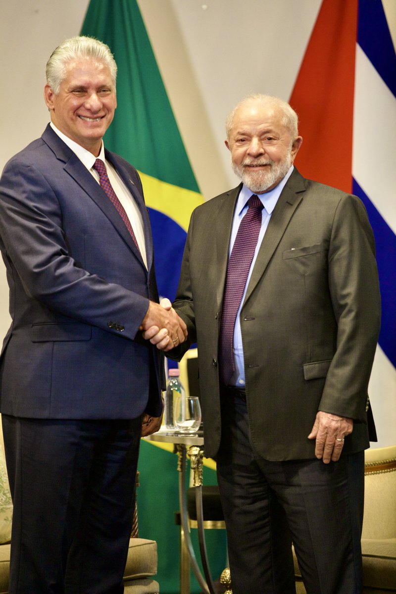 🤝| El presidente <a href="/DiazCanelB/">Miguel Díaz-Canel Bermúdez</a> se reunió con el presidente de #Brasil, <a href="/LulaOficial/">Lula</a>, en París, donde ambos participan este jueves y viernes en la Cumbre para un #NuevoPactoFinanciero.

#DíazCanelEnFrancia