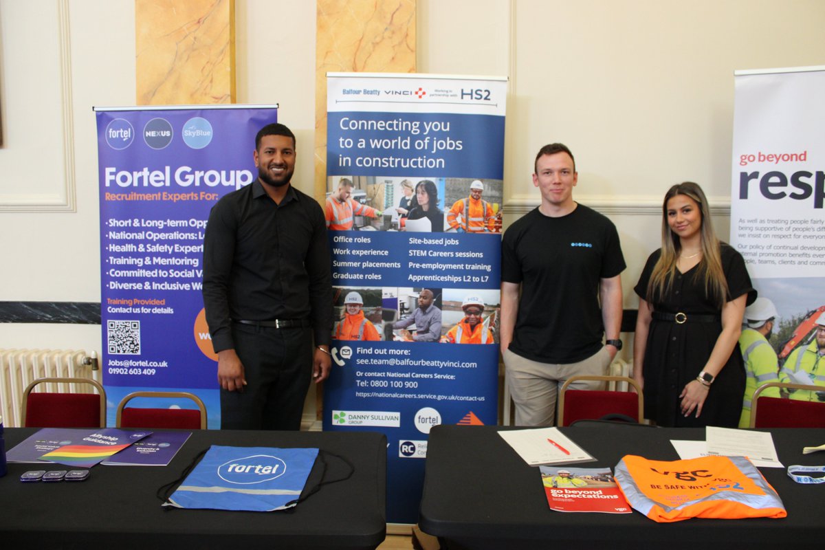 CWRTBizSupport's tweet image. We had an amazing time promoting our FREE Jumpstart business support workshops at Royal Pump Room Gardens (Leamington Spa) jobs fair.  

It was brilliant meeting so many enthusiastic self-starters.   

Thank you @DWPgovuk for organising the event. @Warwickshire_CC