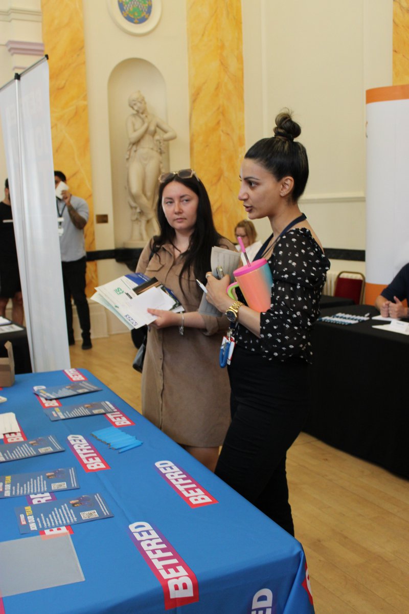 CWRTBizSupport's tweet image. We had an amazing time promoting our FREE Jumpstart business support workshops at Royal Pump Room Gardens (Leamington Spa) jobs fair.  

It was brilliant meeting so many enthusiastic self-starters.   

Thank you @DWPgovuk for organising the event. @Warwickshire_CC