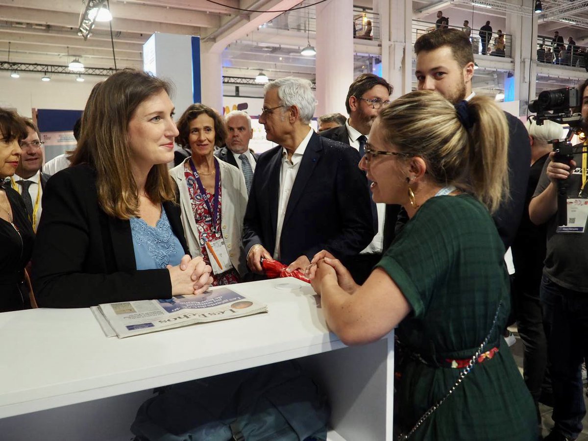 CGrandjean_'s tweet photo. Beaucoup rêvent de franchir le pas de l'entrepreneuriat. Pour les accompagner, nous avons inauguré le salon @GoEntrepreneurs qui fête ses 20 ans.

10000 entrepreneurs sont attendus. Une occasion unique pour rencontrer et échanger avec tous ceux qui se sont lancés dans l'aventure. https://t.co/TBh27MbSNv