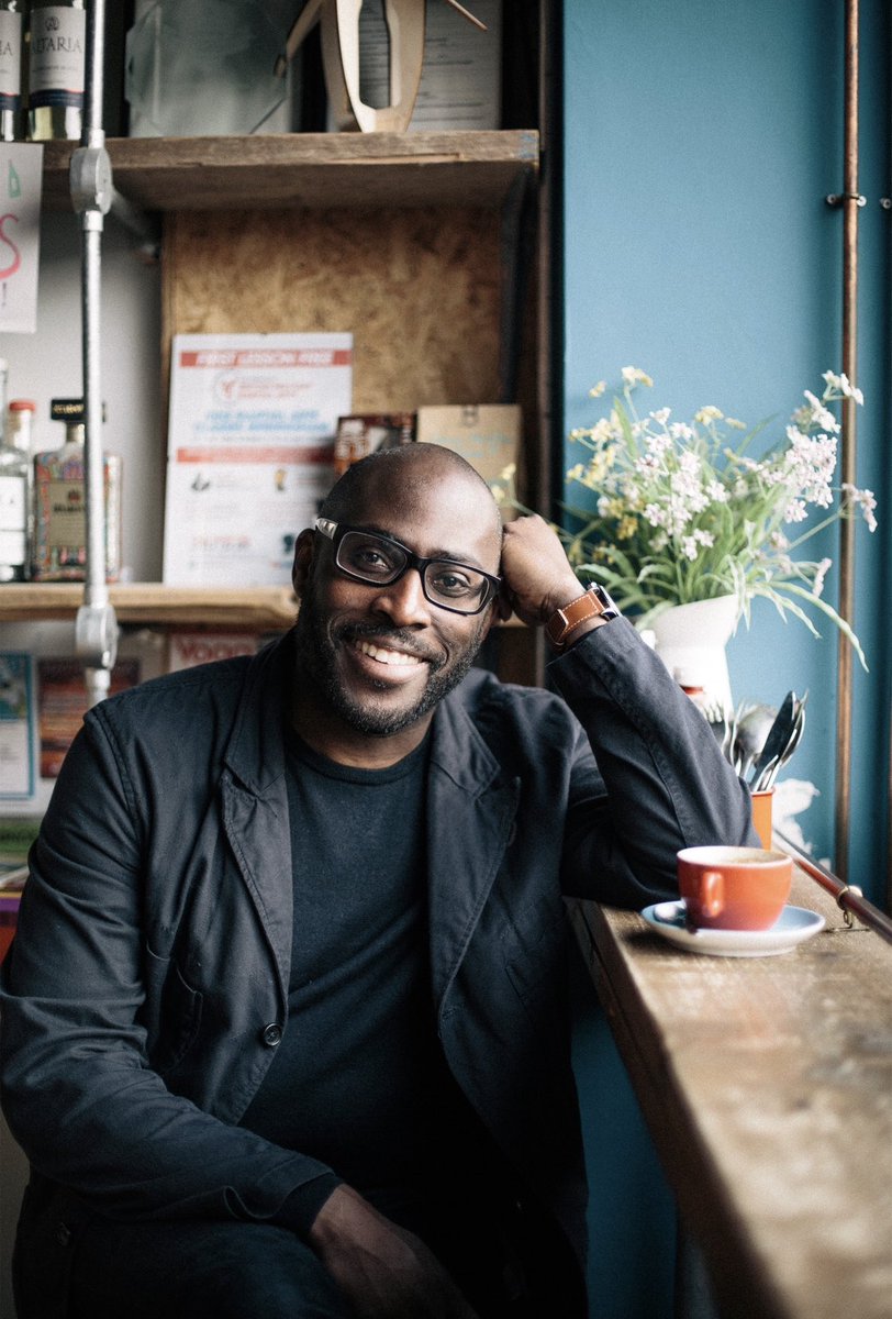RNAtweets's tweet photo. We are delighted to announce #LoveAtFirstLine a collaboration between the Romantic Novelists’ Association, @HodderBooks and bestselling author @mikegayle. Read on for details about this brand new writing prize https://t.co/x81PXNvDkW #Writing https://t.co/9Z9u1GfZ5R