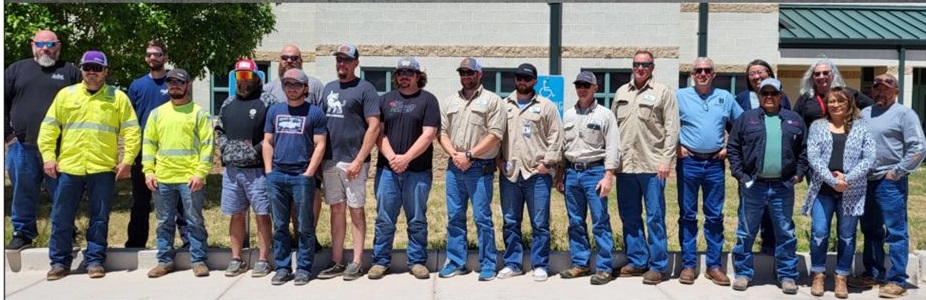 OMPA_'s tweet photo. Four members of the OMPA Field Services Department, and four from Edmond Electric, have been participating in the Light Up Navajo project this week. The employees volunteering their time/effort include Anthony Hale, Chris Christensen, Tyler Wolf and Andrew Knutz.@publicpowerorg https://t.co/oPkBECXYcf