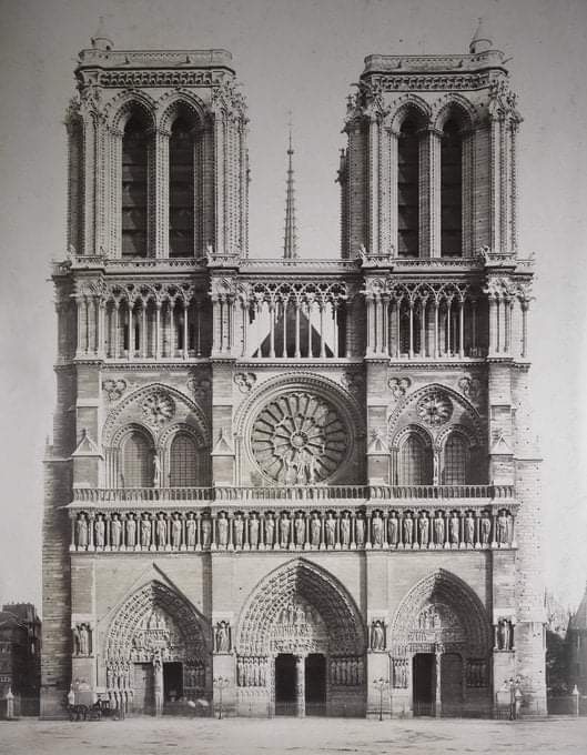 Cathédrale Notre-Dame. 
1880. Paris