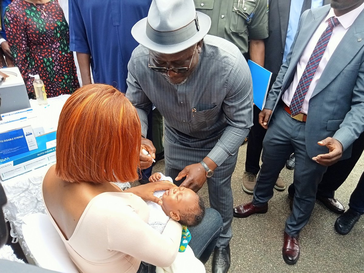 Faith_Ireye's tweet photo. Delta State Government is committed to ensuring MATERNAL and CHILD SURVIVAL, through PHC service deliveries. WHO, other partners, join the DSPHCDA and DSMOH as the State Governor, Rt. Hon. Sheriff Oborevwori flagged off phase one of the MNCHW at the Event Centre, Asaba. 22-06-23. https://t.co/sLbe1x59jB