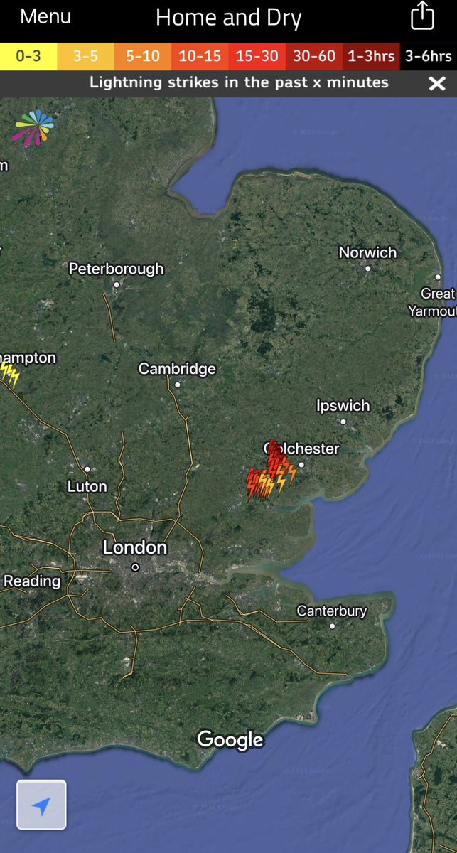 Thames Weather ❄️ tweet media