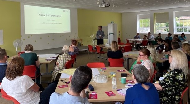 Presented on #visionforvolunteering today at Community Help Hertfordshire's Learn Share and Network event for volunteer managers. Lots of interesting debate and sharing of ideas afterwards...@1stCommunities @GoVolHerts @WH_CVS @CHHertfordshire @Support4Dacorum @CvsW3rt