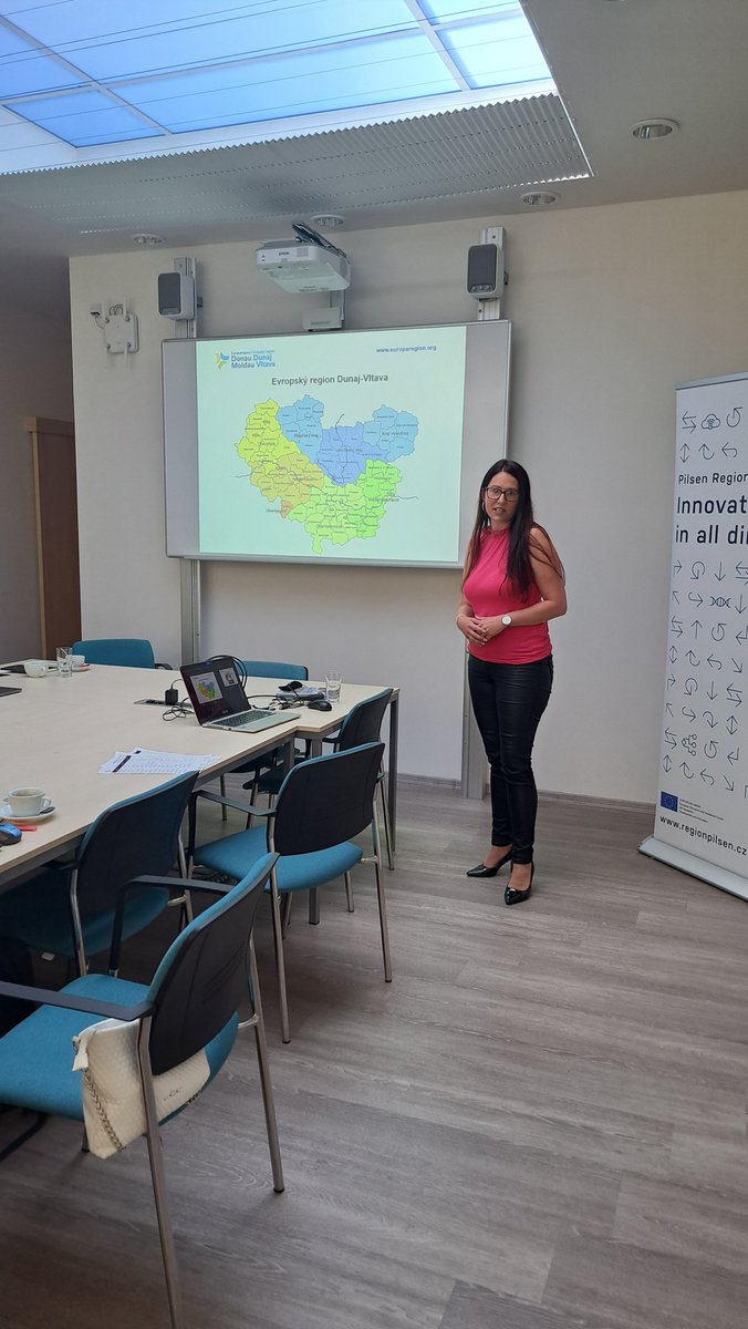 NTCresearchers's tweet photo. @ZapadoceskaUni including us is involved in the Smart Accelerator project of the Pilsen region of the #RRAPlzen. Today´s meeting of the Marketing working group was focused on the topic "Events that appeal to you" #SmartAccelerator #PilsenRegion #Collaboration #Innovation #Growth https://t.co/gYE9yEDfu3