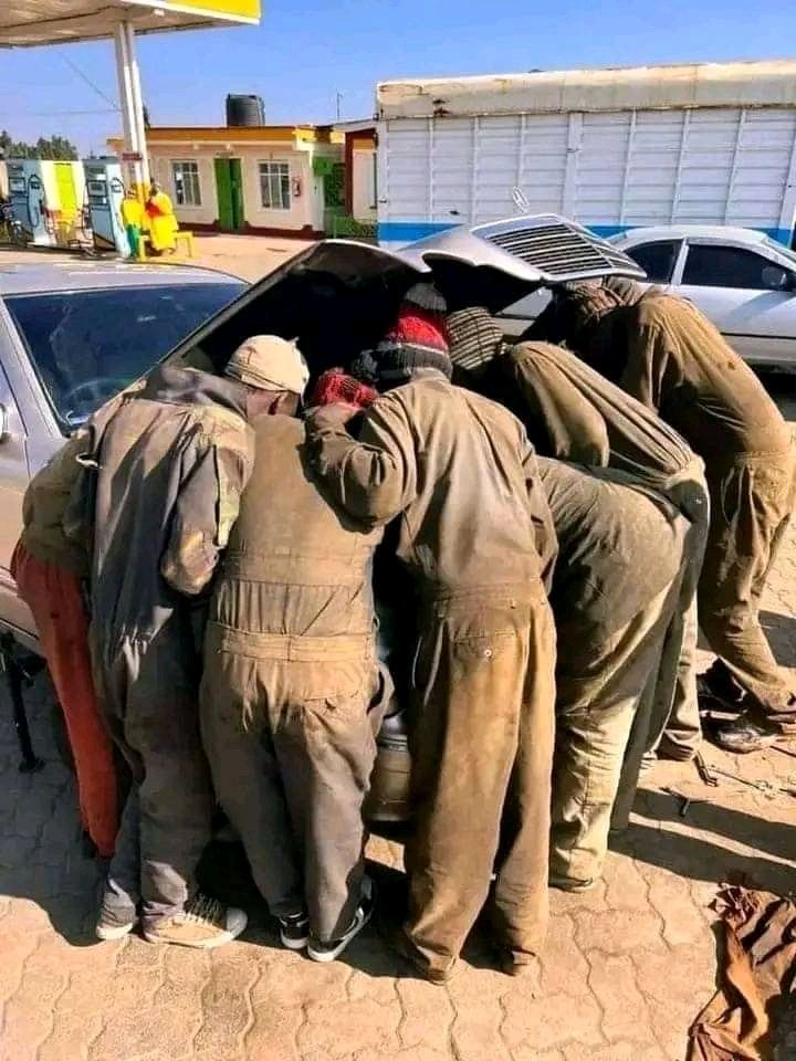 diale_killogram's tweet image. 😂