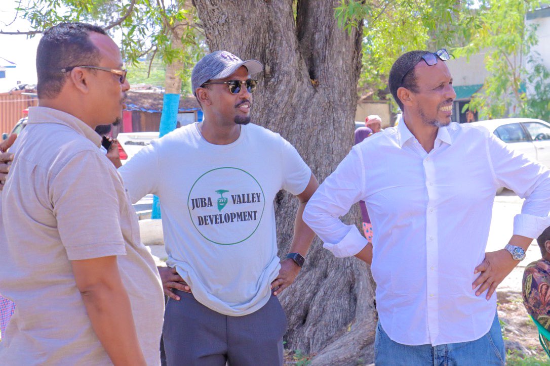 projectcure's tweet image. #ProjectCURE #Nashville shipped this #CargoContainer of lifesaving #medicalsupplies &amp;amp; equipment to Somalia! Going to serve the Kismayo General #Hospital with our partner Juba Valley Dev., these donations were received w/ great excitement: “This is huge for all of us!”