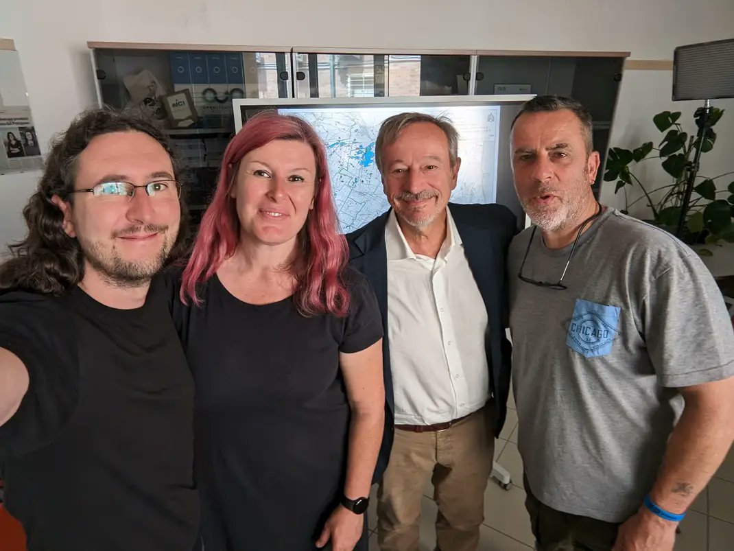 Studiomapp (@studiomapp) on Twitter photo Grazie <a href="/IaconaRiccardo/">riccardo iacona</a> e <a href="/Presa_Diretta/">Presa Diretta</a> per aver voluto approfondire con noi il ruolo delle rilevazioni satellitari <a href="/CopernicusEU/">Copernicus EU</a> <a href="/planet/">Planet</a> <a href="/umbraspace/">Umbra</a> e il valore delle mappe di allagamento che abbiamo fornito quasi giornalmente a comuni ed enti colpiti dall'alluvione in #Romagna Grazie <a href="/IaconaRiccardo/">riccardo iacona</a> e <a href="/Presa_Diretta/">Presa Diretta</a> per aver voluto approfondire con noi il ruolo delle rilevazioni satellitari <a href="/CopernicusEU/">Copernicus EU</a> <a href="/planet/">Planet</a> <a href="/umbraspace/">Umbra</a> e il valore delle mappe di allagamento che abbiamo fornito quasi giornalmente a comuni ed enti colpiti dall'alluvione in #Romagna