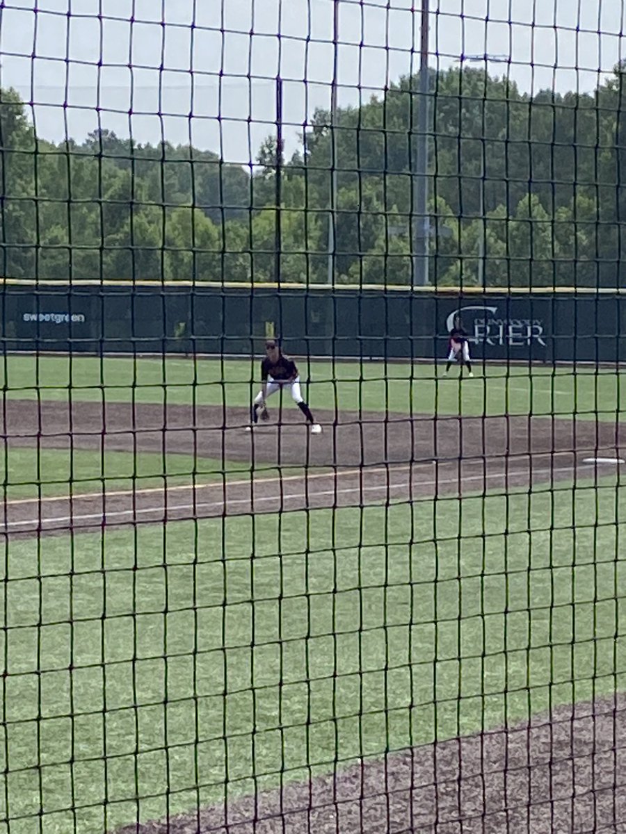 barrett_wa39903's tweet photo. No chance black @PerfectGameUSA https://t.co/Wq7621cQ4x