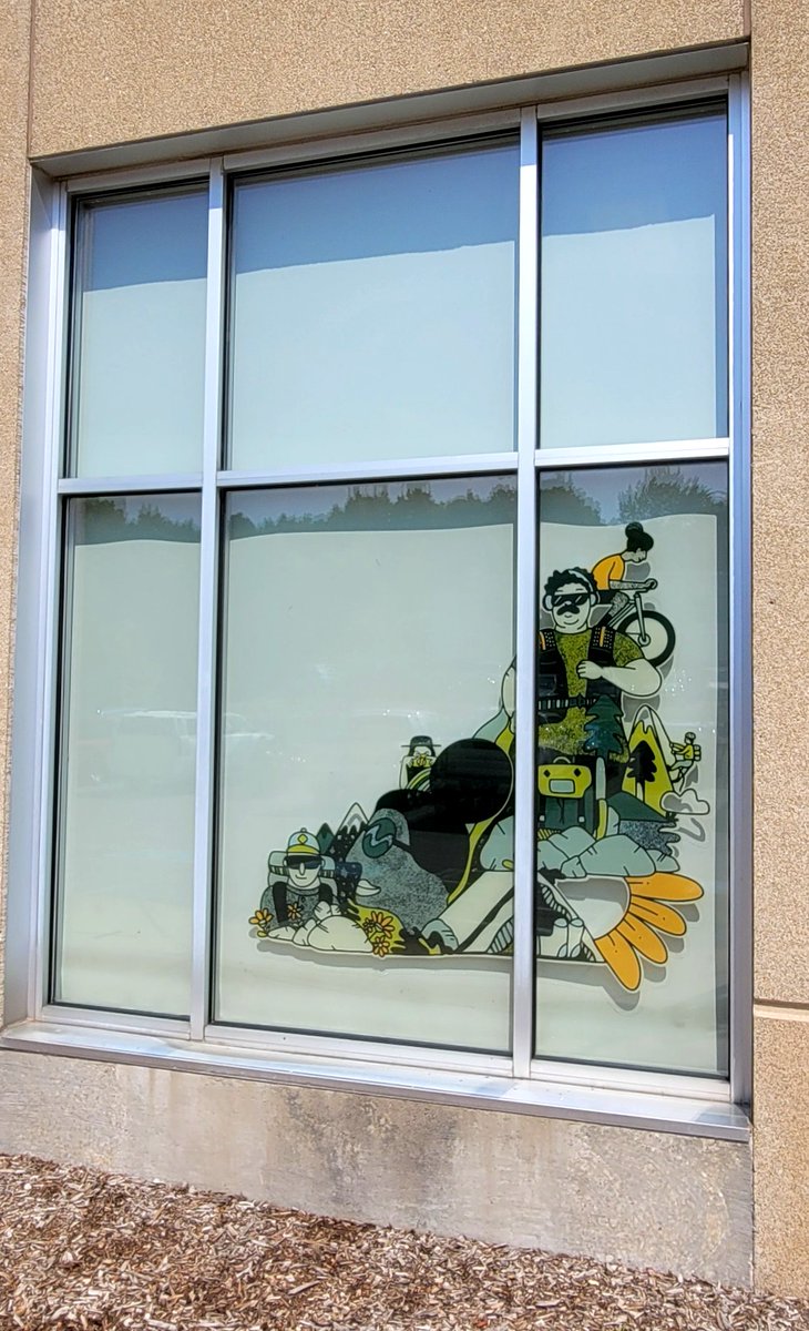 YourInstallTeam's tweet image. Check out this fun #WindowVinyl we installed at #REI in Brookfield, WI
.
.
.
.
#AdvantageInnovations #YourInstallTeam #graphics #installation #signage #LargeFormatGraphics #LargeFormat #install #RevealingYourBrand #branding