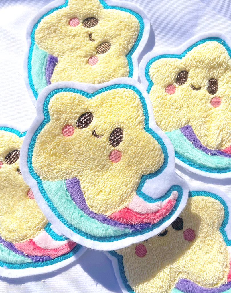 gentlymadeplush's tweet photo. Hi 👋🏾 everyone! 💖
I’m Mel of GentleMoonBell -gently made plush- 
I’m a Black, 💖💛💙, plush artist based here in Bmore; here to share a few links on where else you can find me!

✨🔗⬇️✨ https://t.co/QFd6rw9gTb