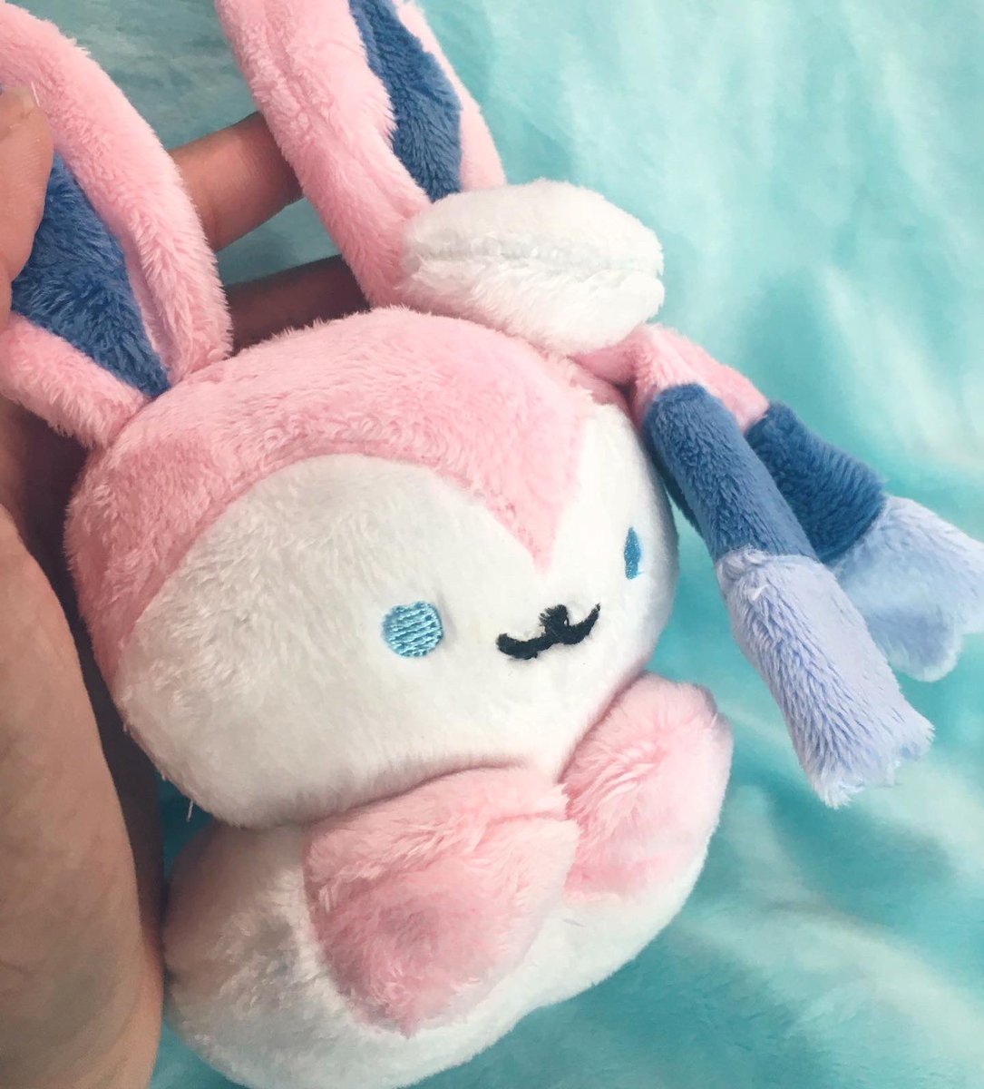 gentlymadeplush's tweet photo. Hi 👋🏾 everyone! 💖
I’m Mel of GentleMoonBell -gently made plush- 
I’m a Black, 💖💛💙, plush artist based here in Bmore; here to share a few links on where else you can find me!

✨🔗⬇️✨ https://t.co/QFd6rw9gTb