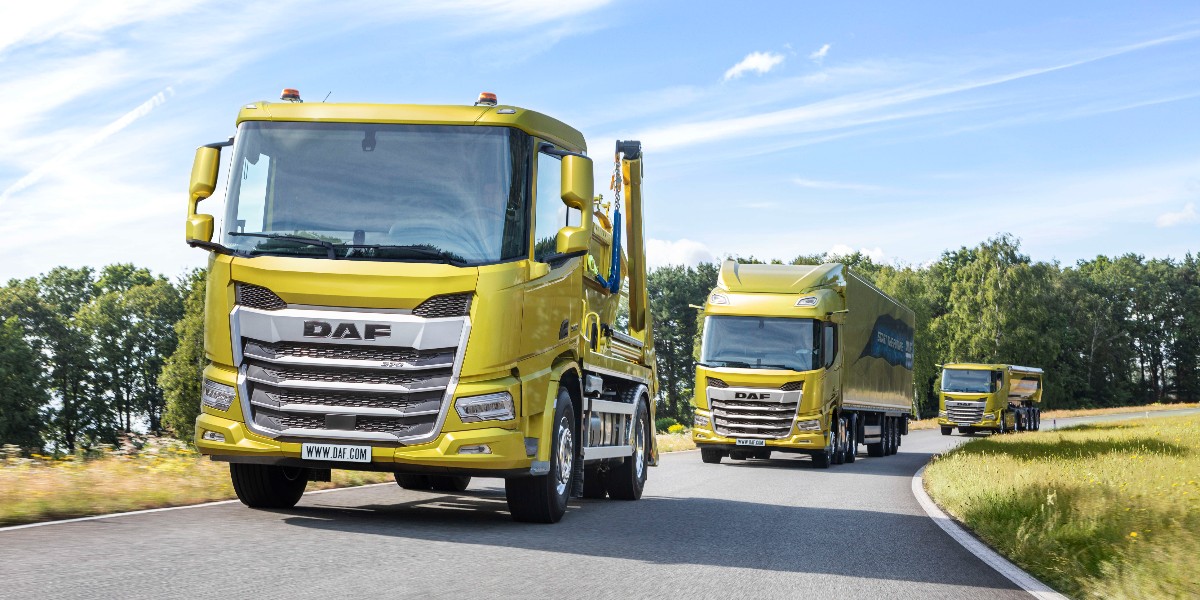 Our DAF XD has levelled up! 💪 The 'International Truck of the Year 2023' is now available with the new PACCAR PX-7 engine. 🚛

Find out more ➡️daf.co.uk/en-gb/news-and…

#daftrucks #newengine #levelup #daf #trucks #dafxd