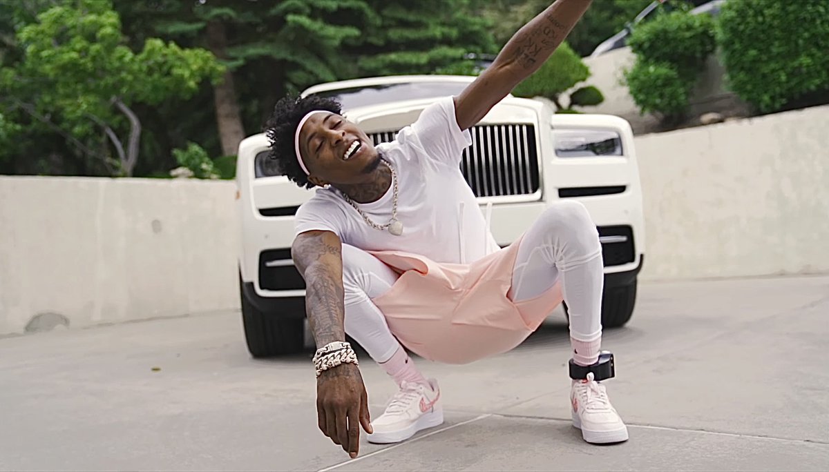 kentrellnews's tweet photo. pictures of NBA YoungBoy from his new music video🎥 https://t.co/s0PvWtIYHl