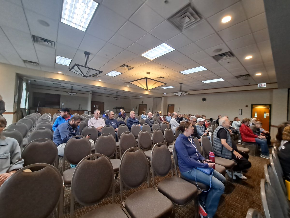 Tom Robb tweet media