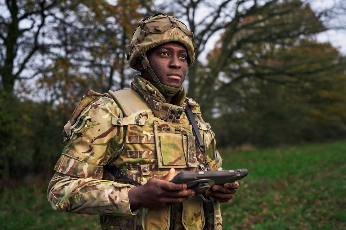 BT will help the British Army build smart bases iottechnews.com/news/2023/jun/… #bt #army #military #defence #iot #telecoms #uk #news #tech #technology