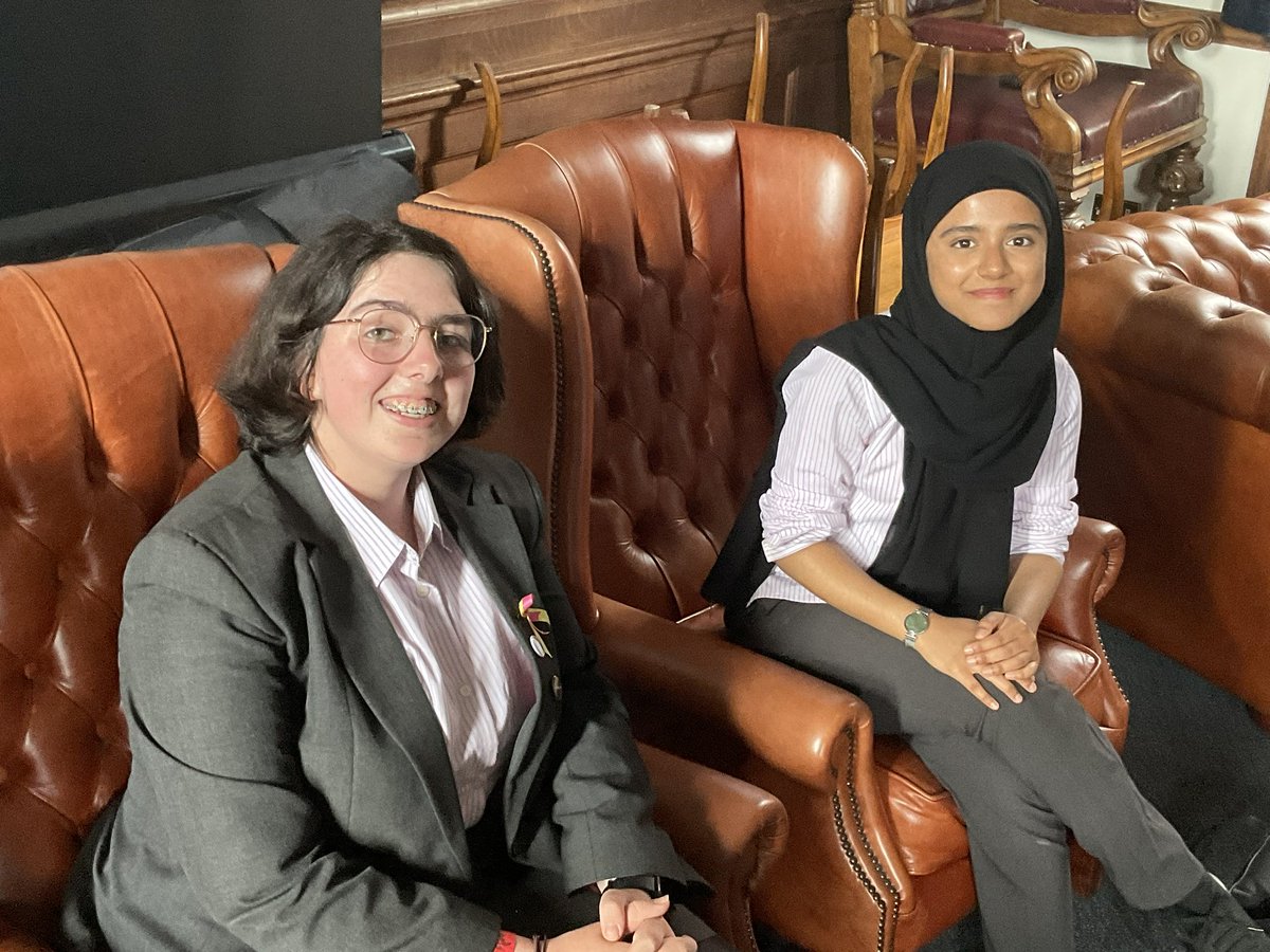 BGSICT's tweet photo. Lovelace Ethics Debate 2: Technologies roll in government. Hosted by Bedford School. Amazing turn out from @BedfordGirlsSch, @BedfordModern and @BedfordSchool. #computing #debate #stem https://t.co/x9TmJQtVLr