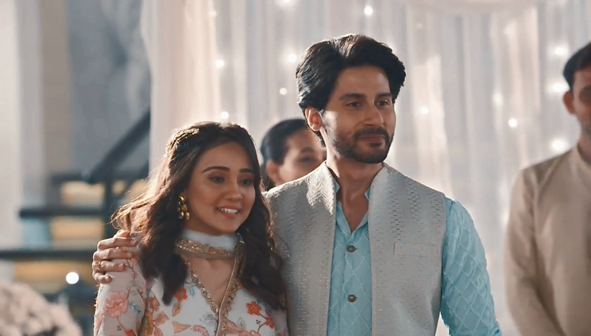 I absolutely adore them. 🥺❤️

#AshiSingh | #AshiAsSuMeet | #SuMeet | #MeetOnZee