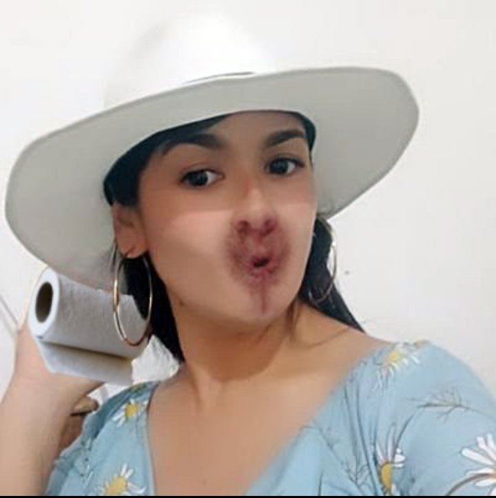 Fermariana3's tweet photo. @IvonneMilenaGo La travesty d vereda alias BIGOTE TRISTE, esta desesperada, nesecita d nuestra colaboración, porq no le han pagado el sueldo , por su mala gestión en Redes 🤷‍♀️🤷‍♀️ https://t.co/OSiWaVJoio