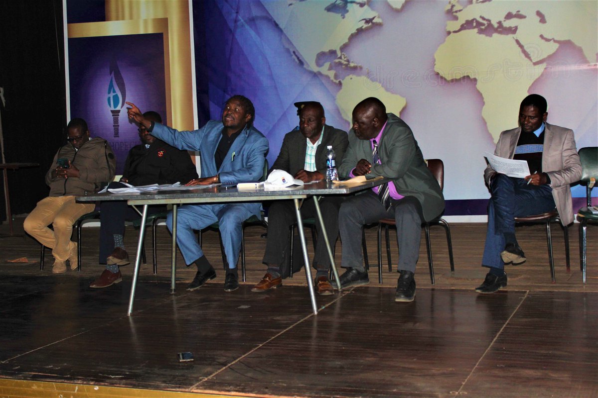 Its disappointing to see the low level of citizen participation in local governance issues at a consultation held today considering how <a href="/GweruC/">Gweru City Council</a> is including VAT on the current budget that is burdensome and continued poor service delivery (water supply, refuse collection &amp; roads).