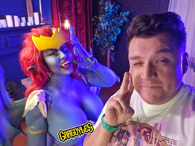 Had a ton of fun this week on set with @BishoujoMom   I got to turn her into Demona from Gargoyles! 🩷🩷  Excuse<a class="tags" href="/tag/bishoujomom">@bishoujomom</a>