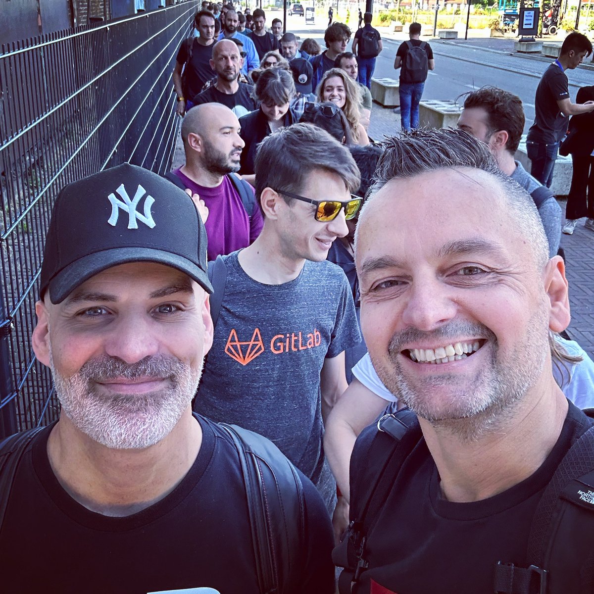 ngKalbarczyk's tweet image. Reflecting on an insightful day spent yesterday at Google IO Connect, Amsterdam with my good friend @GerardSans. Our anticipation outside the &apos;Sugar Factory&apos; was well rewarded with a day full of innovation and learning. #googleio  #googleio2023 #gde #technology #ai #angular #js