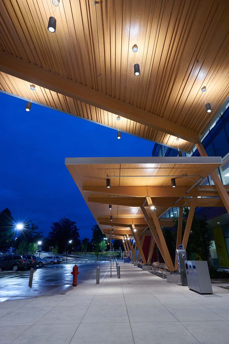 LuminisLighting's tweet image. Pendant, surface or wall mount, round or square, up, down or up/down light, the Syrios family is designed for performance, reliability, and durability. The outdoor collection it ideal for demanding exterior environments.

luminis.com/products/Searc…

#exteriorlighting #LEDproducts