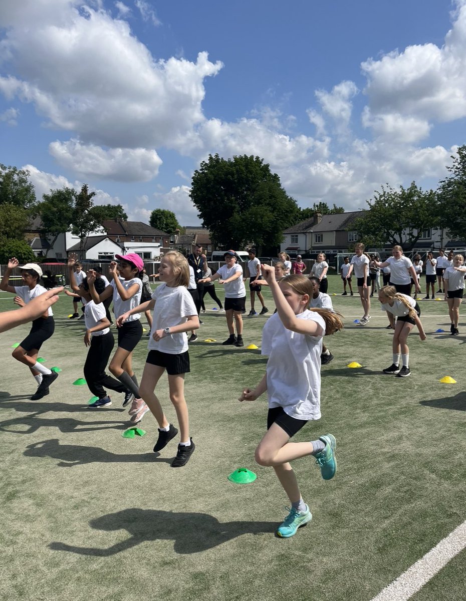 Manor Park Primary Academy tweet media