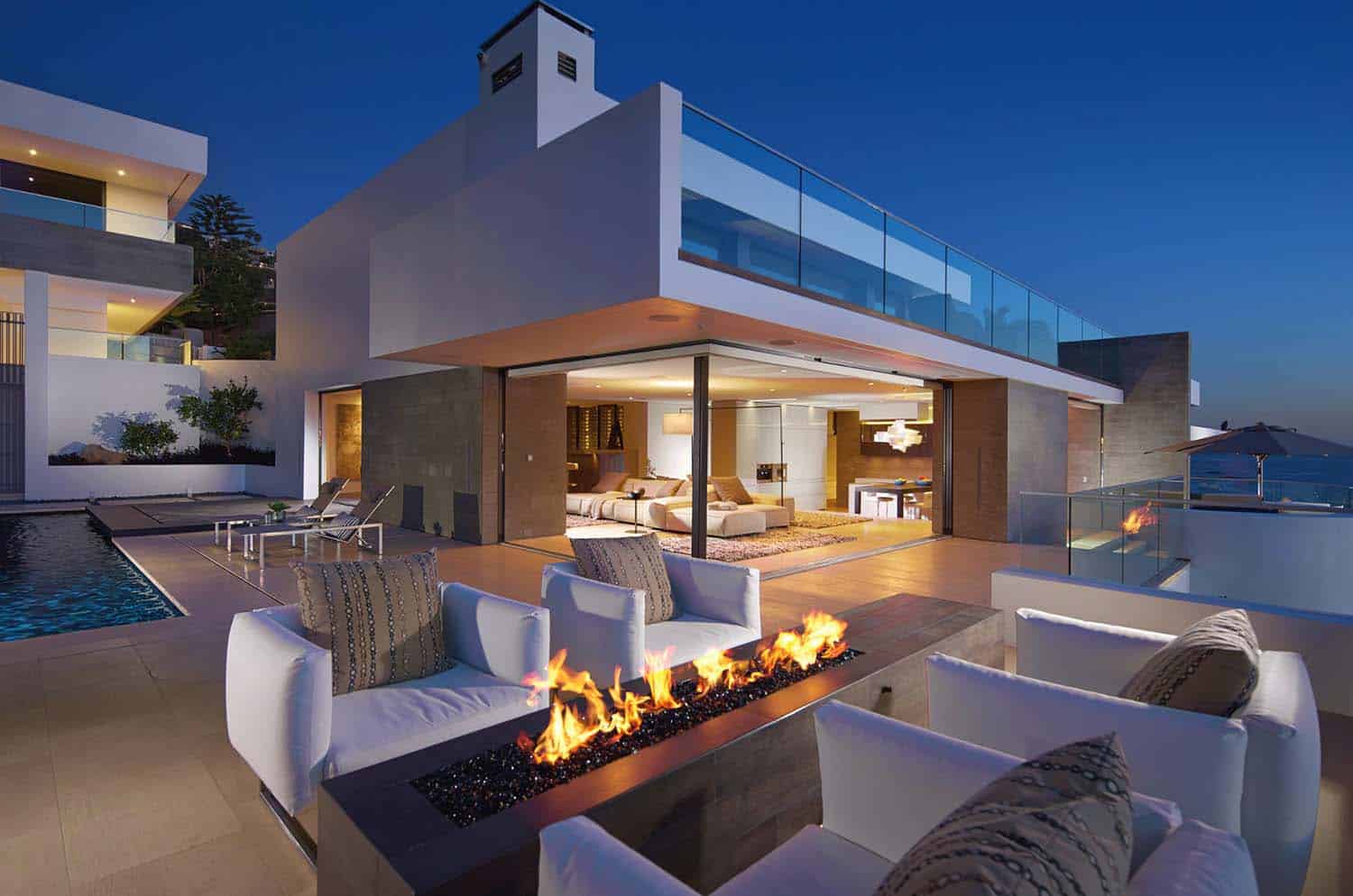 Beach Cottage Style Decks How To Design A Beach House That Can